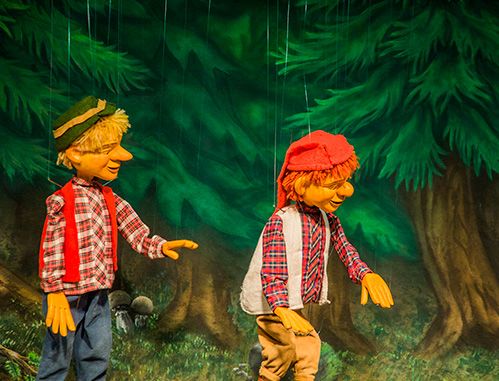 Der Räuber Hotzenplotz – Gerhards Marionettentheater Schwäbisch Hall Der Räuber Hotzenplotz - Gerhards Marionettentheater Schwäbisch Hall